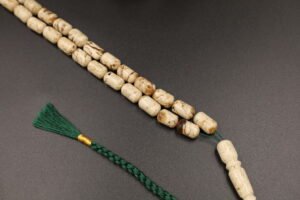 مسباح كهرمان سومطري مميز