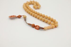 مسباح قرن خرتيت نادر وأنيق